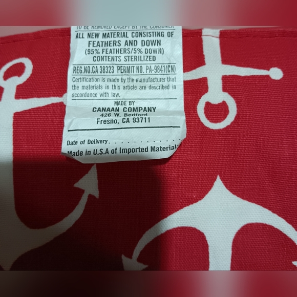 Light Red, Oblong Throw Pillow. Anchor Design in white. - Picture 5 of 6